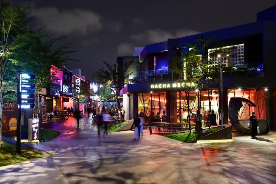 Centre de divertissement TREC KL